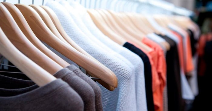 alt="6-ideias-para-organizacao-do-guarda-roupa-em-60-minutos"